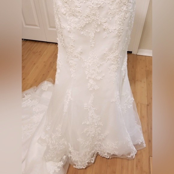 Morilee Mermaid Ivory Wedding Dress - Picture 5 of 15